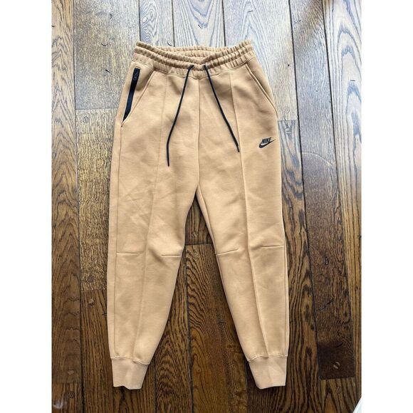 Nike Tech Fleece Joggers Size Small Womens Mid Rise Sportswear Flax Brown $120 - Picture 1 of 6